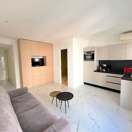 Joli Studio - Studio Neuf Terrasse Clim Wi-Fi 2 Min. Des Plages Antibes Luaran gambar
